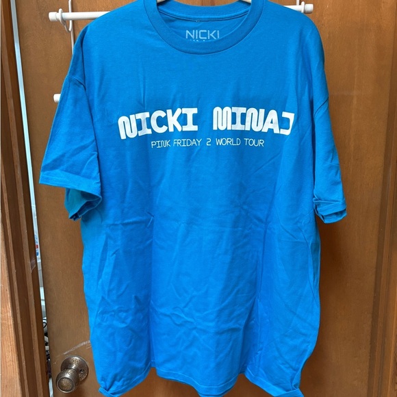 Nicki Minaj Pink Friday 2 World Tour Lighting Crew T-Shirt Blue XL - Picture 1 of 3